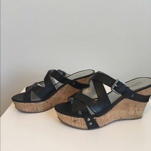 Guess black wedges